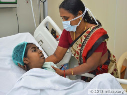 Severe Internal Bleeding Around Her Kidneys Has This Girl In The ICU