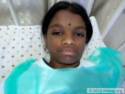 Help This 12-year-old Girl Who Is Pain Because Of An S-shaped Spine