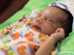 This Father Has Just 5 Days To Get His 1-Month-Old An Urgent Surgery