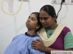 Help this nurse save her 13-year-old daughter from cancer