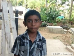 8-year-old Boy Abandoned By His Father Is Fighting Heart Disease