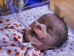 This Mother Is Distraught Over Saving Her 1-week-old Baby From Death