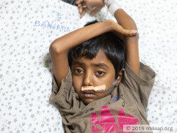 Bleeding In This 8-Year-Old's Brain May Paralyze Him Without Help
