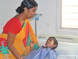 Helpless Mother Struggles Alone In A New City To Save Young Daughter