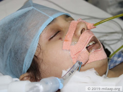 Rida Siddiquia needs your help!