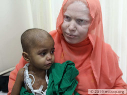 Help Arasiya Fight Acute Myeloid Leukemia