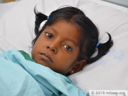 Oviya needs your help to undergo Liver transplant