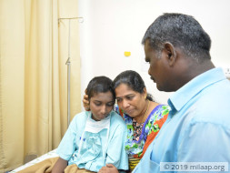 This Police Constable Is Struggling To Keep His Daughter Alive