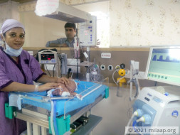 Help Divya and Mayur save their 4-month-old baby boy