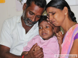 Cancer Has Left This 5-Year-Old Completely Bedridden