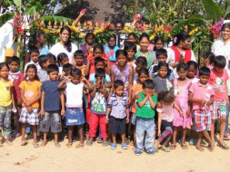 Help us raise funds to provide a computer lab and infrastructure to Jeevarathni's children