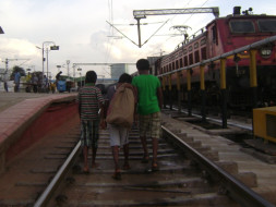 Fundraising for Railway Children, film inspired by the real incidences experienced by the NGO Saathi & from research book “Rescuing Railway Children”
