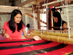 Help Assamese and Manipuri locals set up self-sustainable businesses