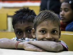 Fundraising to educate children in slums of Delhi. Join us!