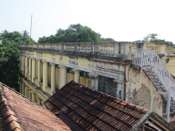 Fundraising to renovate of the theosophical society building in Adyar