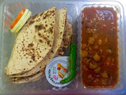 Rasoi On Wheels: Help feed the hungry at slums and orphanages