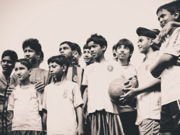 Support 400 underprivileged Footballers fulfill their dreams