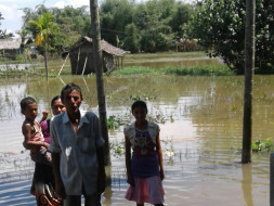 Help Laloo Repair His Flooded Home in Assam