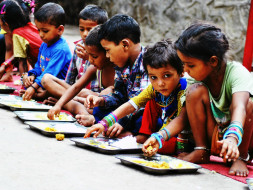 India FoodAngels Network (i-FAN) - Feed a Child