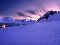 Antarctica- Saving PresenTENSE