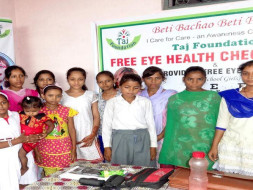 Help School Girls Undergo Eye Health Checks