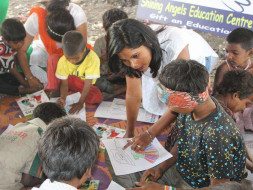 Free Computer Education for poor Girls