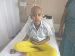 This 12-Year Old Has Cancer In Her Left Arm, Your Help Can Save Her
