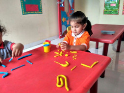 Pledging Lisa's 4th Birthday To Help Young Students With Their Careers