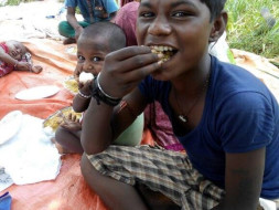 Fight Hunger By Feeding Homeless Children