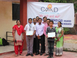 IITK Alumni provide scholarship to talented students from lower income