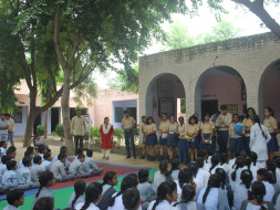 150 Students Study With No Electricity. Light Up This School In Rewari