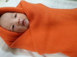 Save This Newborn Who Was Found Abandoned On The Road In Bengaluru