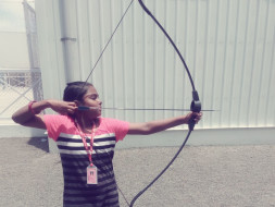 Help to get her archery kit for participation in state level.