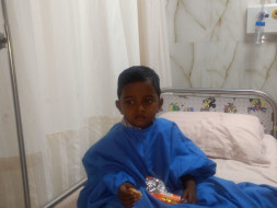 This Mechanic Needs Your Support To Give His Child A Painfree Life