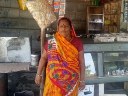 Help Poor Sharmila, A Tea Stall Owner To Fight Cervical Tumor