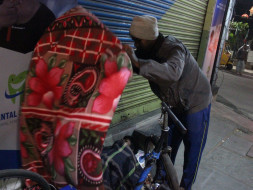 Donate a Blanket and save some homeless from freezing nights