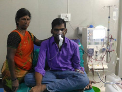 Help This Handloom Weaver Get A Kidney Transplant