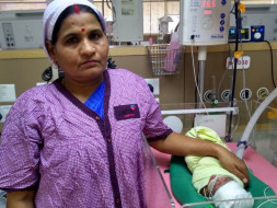 Twins Born 25 Years After Marriage Are Struggling To Live