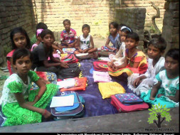 Help Asma and her friends to go back to school