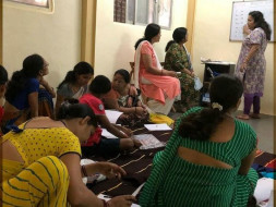 Help Aseemshakti Raise Funds to Buy Sewing Machines