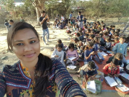 Help us ending 100 Child Labours and feeding these children of slums.