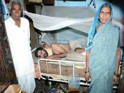 Help Mahantesh 2 Start His New Life & Provide With Electric Wheelchair
