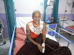 18 year old boy needs very urgent money for treatment of lung cancer