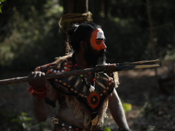 An adventurous story between Archaeology, Tribes & slum kids
