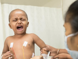 Hyderabad Constable Fights To Save 2-year-old Daughter From Cancer