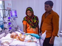 Father With Speech Disorder Is Forced To Leave Baby In Hospital