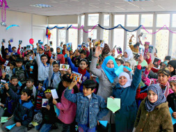 Help Letters of Love send refugee children New Year Postcards