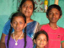 Help Usha Pay School Fees for Her Children.