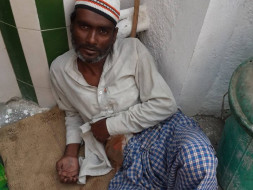 Help Kamar Khan to fight Stage 3 Colo-rectal Cancer