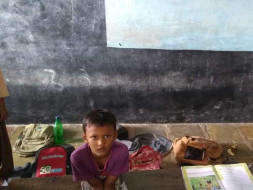 Let Us Paint Dreams For Our School Kids